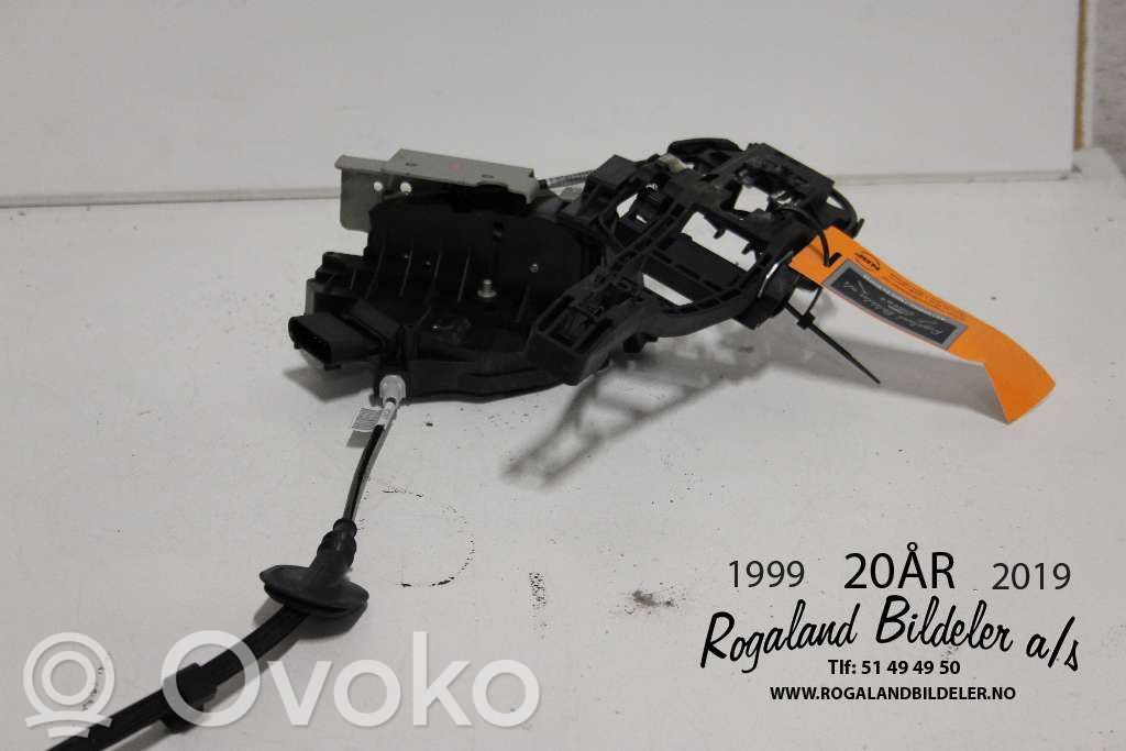 Ford Transit Custom Front door lock 