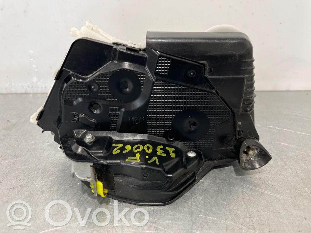 Toyota Prius+ (ZVW40) Serratura portiera anteriore 