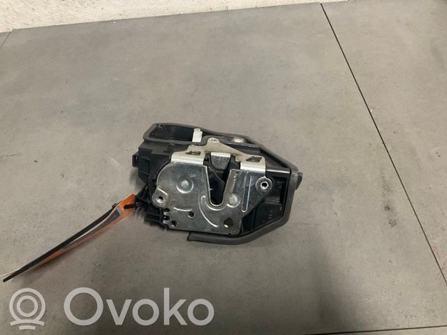 Mini Cooper Countryman R60 Front door lock 