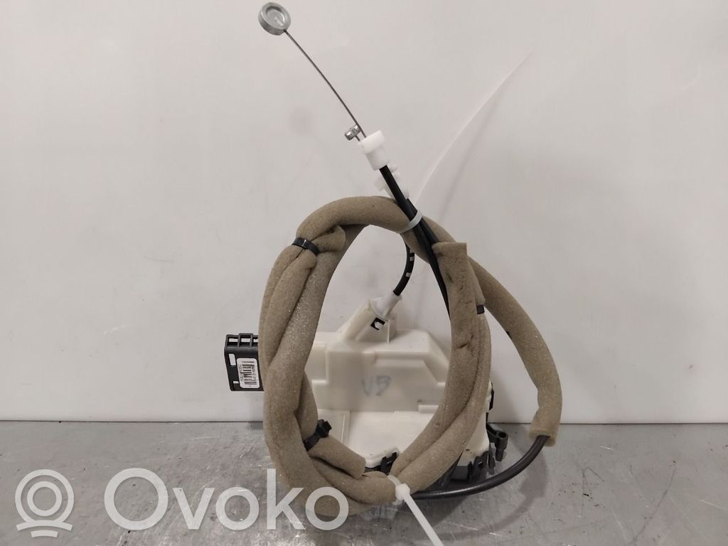 Peugeot Partner Front door lock 