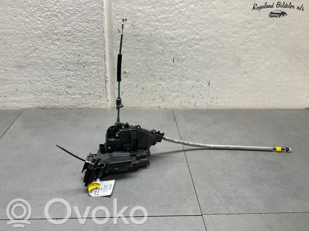 Mercedes-Benz EQC Încuietoare ușă față 