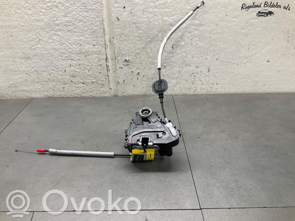 Renault Megane IV Serratura portiera anteriore 