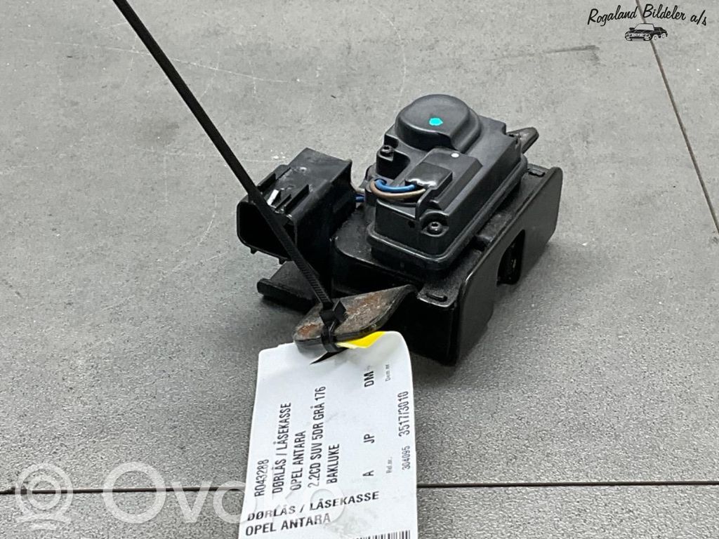 Opel Antara Front door lock 