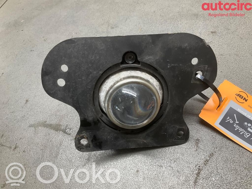 Etusumuvalo   68144162AA,68144162AA,68144162AA,68144162AA