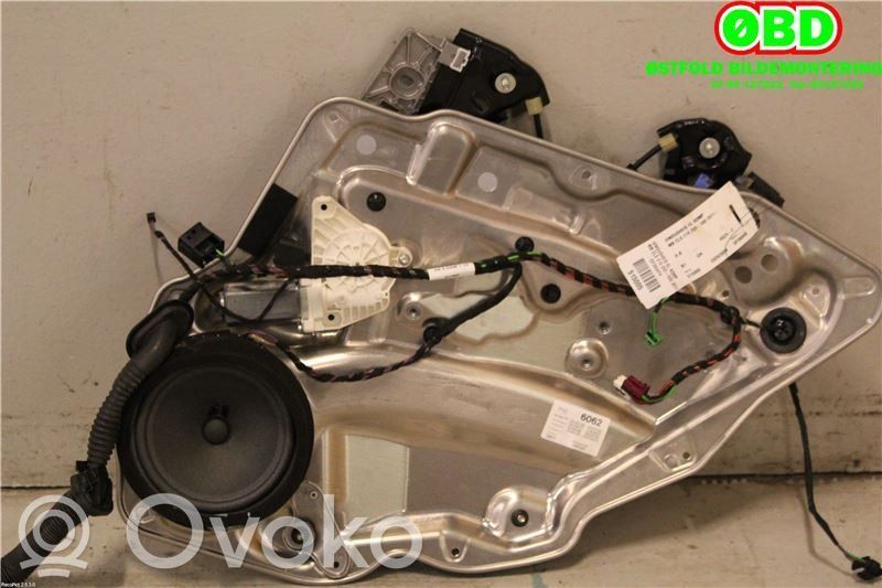 Mercedes-Benz CLS C218 X218 Alzacristalli elettrico della portiera anteriore