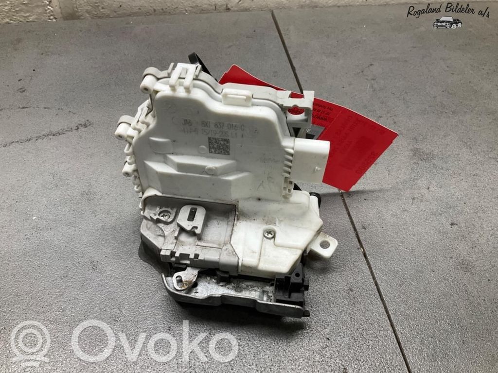 Audi A4 S4 B9 8W Serratura portiera anteriore 