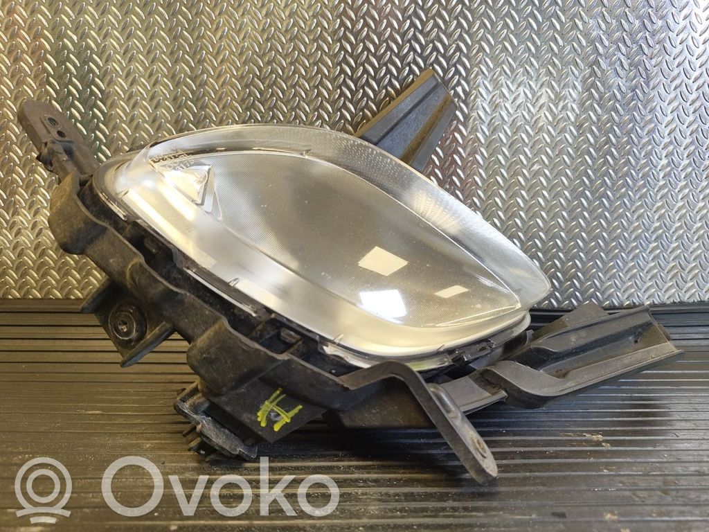 KIA Picanto Miglas lukturis priekšā 