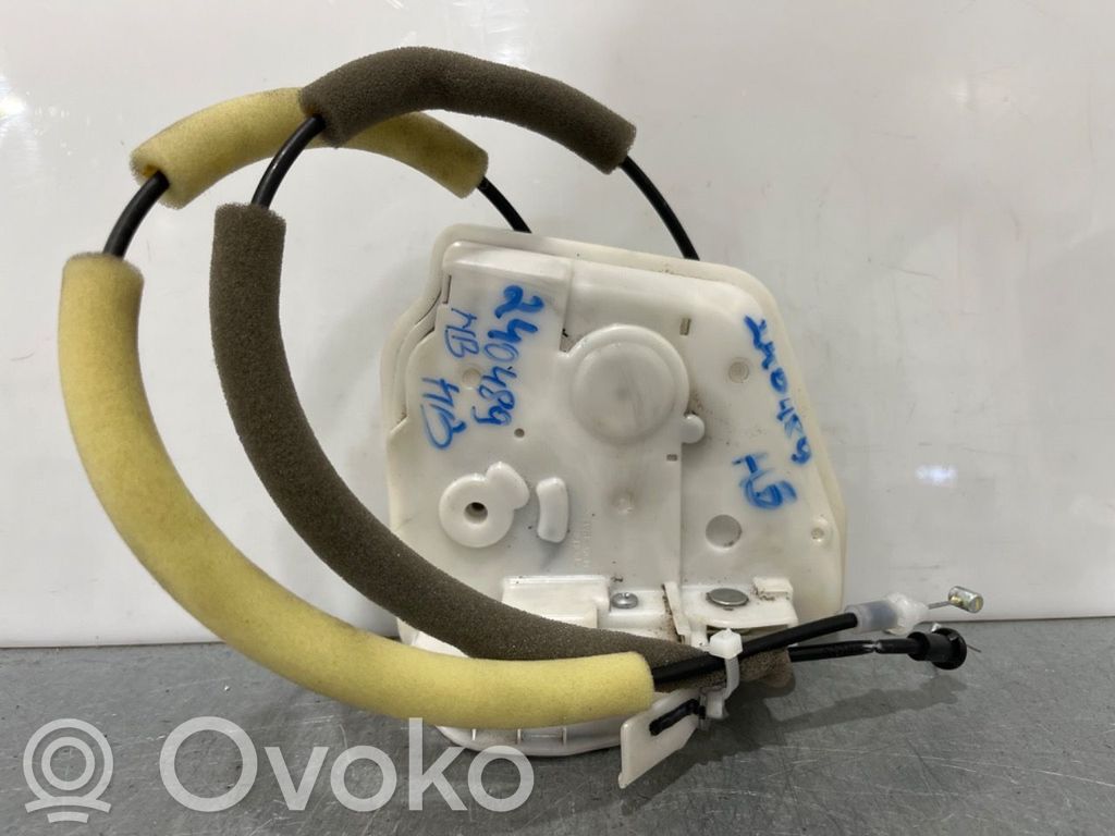 Mazda 2 Takaoven lukko 