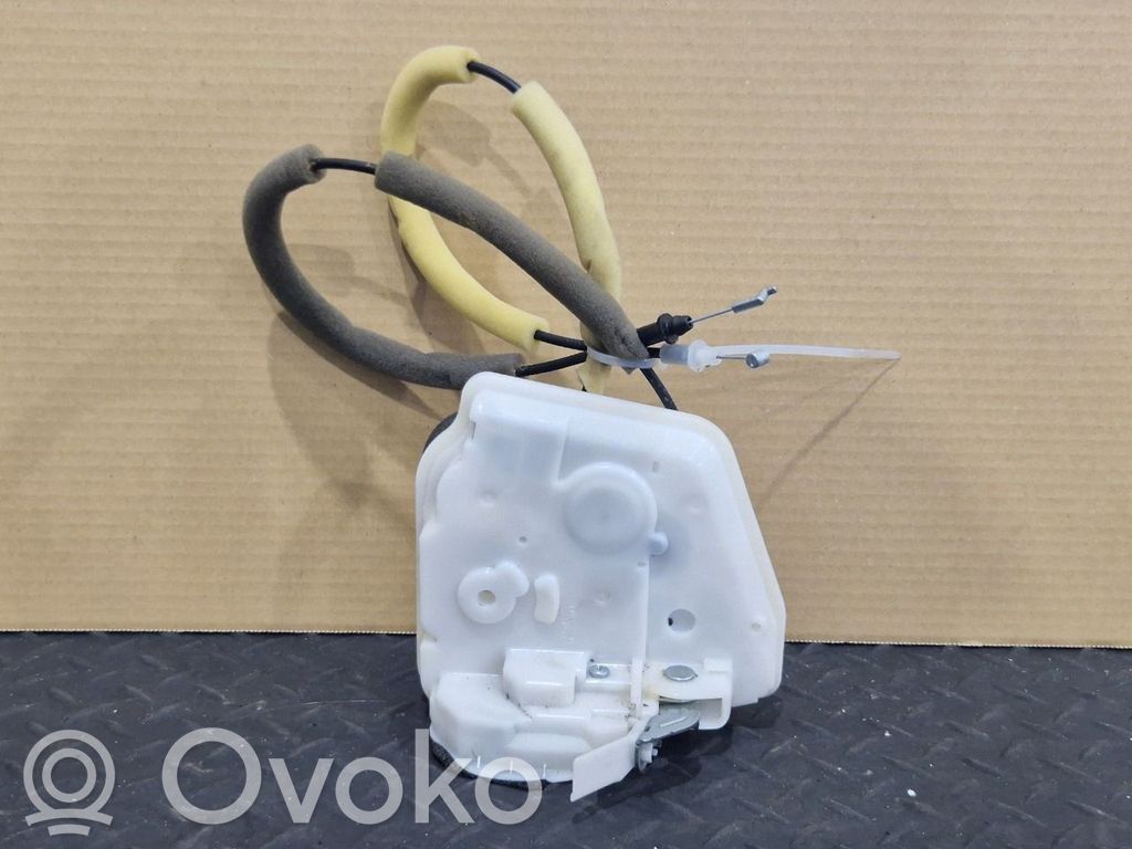 Mazda 2 Etuoven lukko 