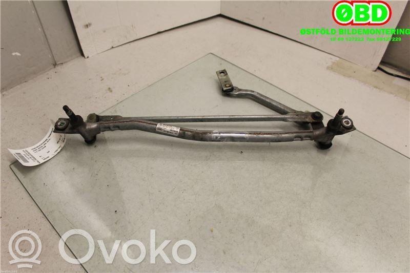 Audi A8 S8 D4 4H Tringlerie d'essuie-glace avant
