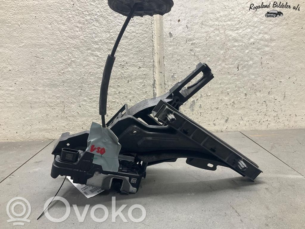 Ford Focus Zamek drzwi przednich 