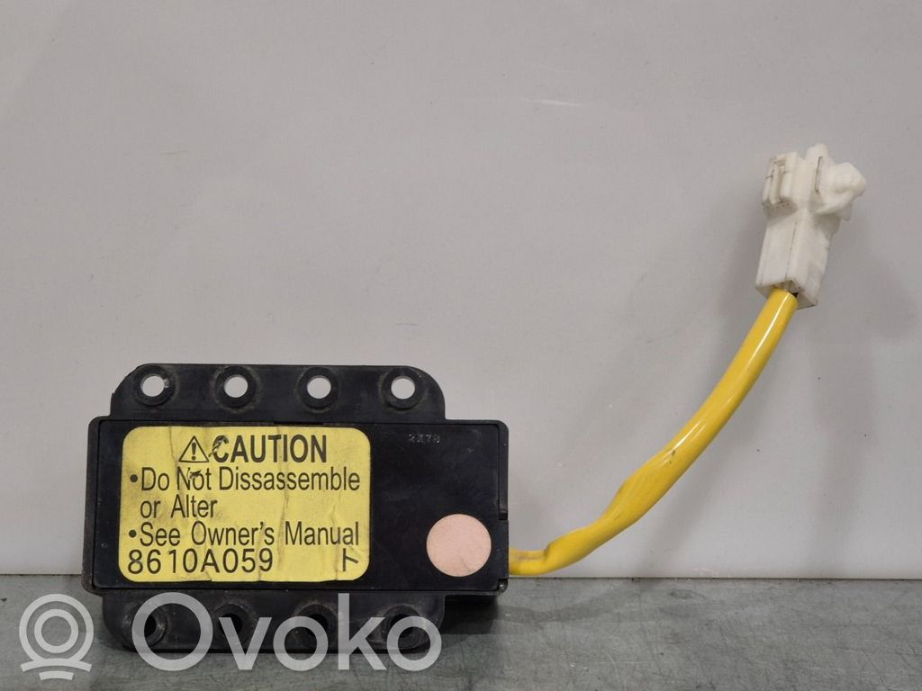 Mitsubishi Pajero Sonstige Schalter / Griffe / Umschalter 