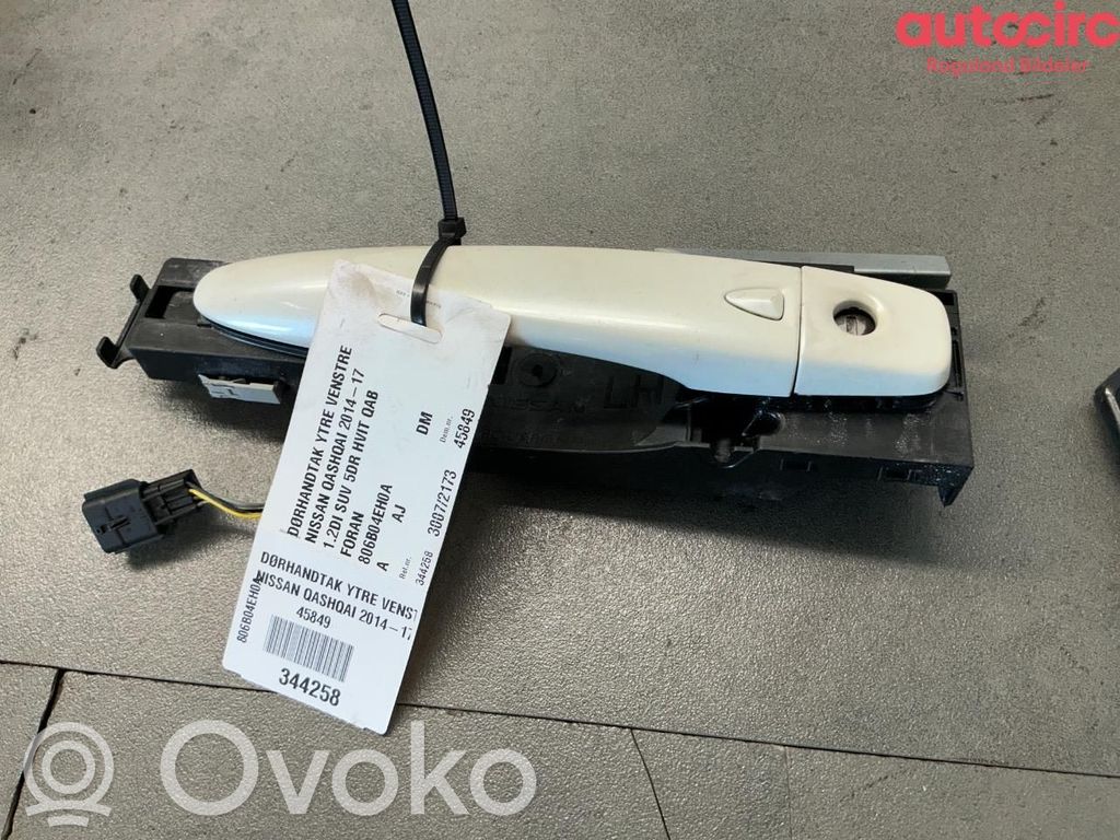 Nissan Qashqai Etuoven ulkokahva 