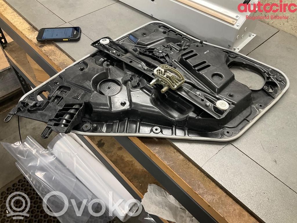 Mercedes-Benz EQB Podnośnik szyby drzwi z silniczkiem 