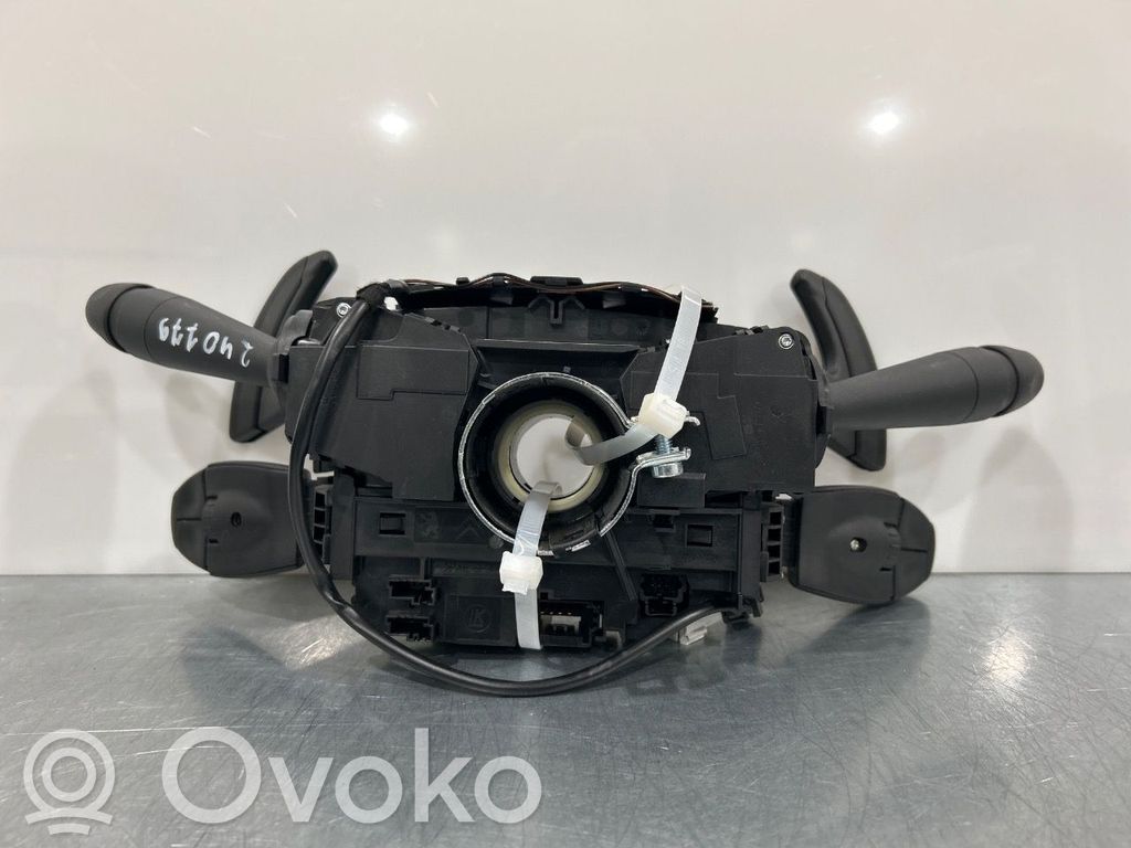 Toyota Proace Interruptor de control multifunción 