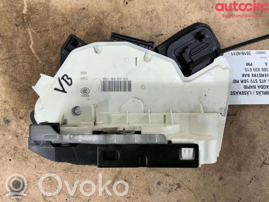Skoda Rapid (NH) Încuietoare ușă față 