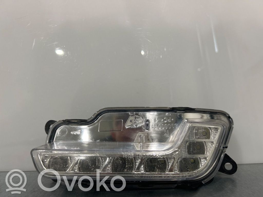 Mercedes-Benz E W212 Proiector ceață 