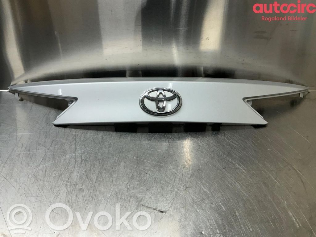 Toyota Auris E180 Altra parte esteriore 