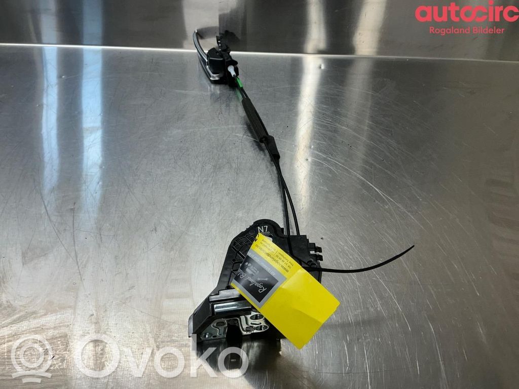 Toyota RAV 4 (XA50) Serratura portiera anteriore