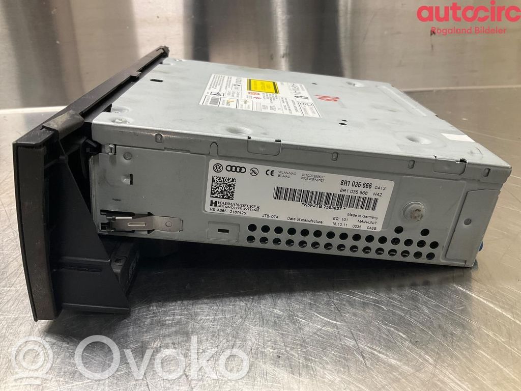 Audi A5 8T 8F Panel / Radioodtwarzacz CD/DVD/GPS 