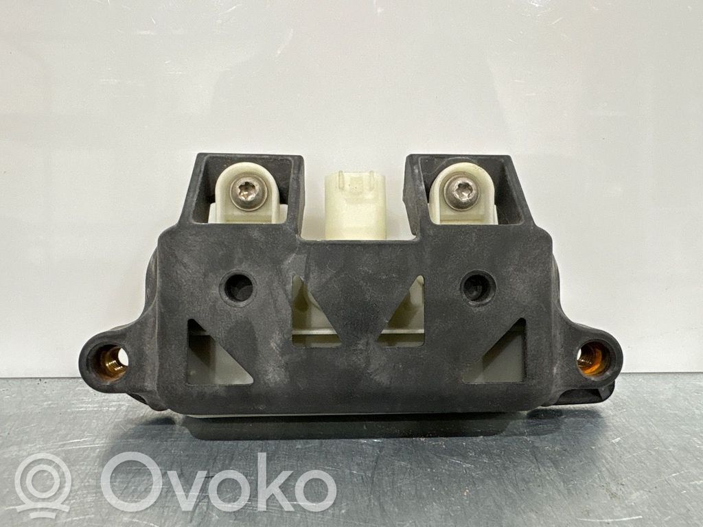 Tesla Model S Tailgate opening switch 