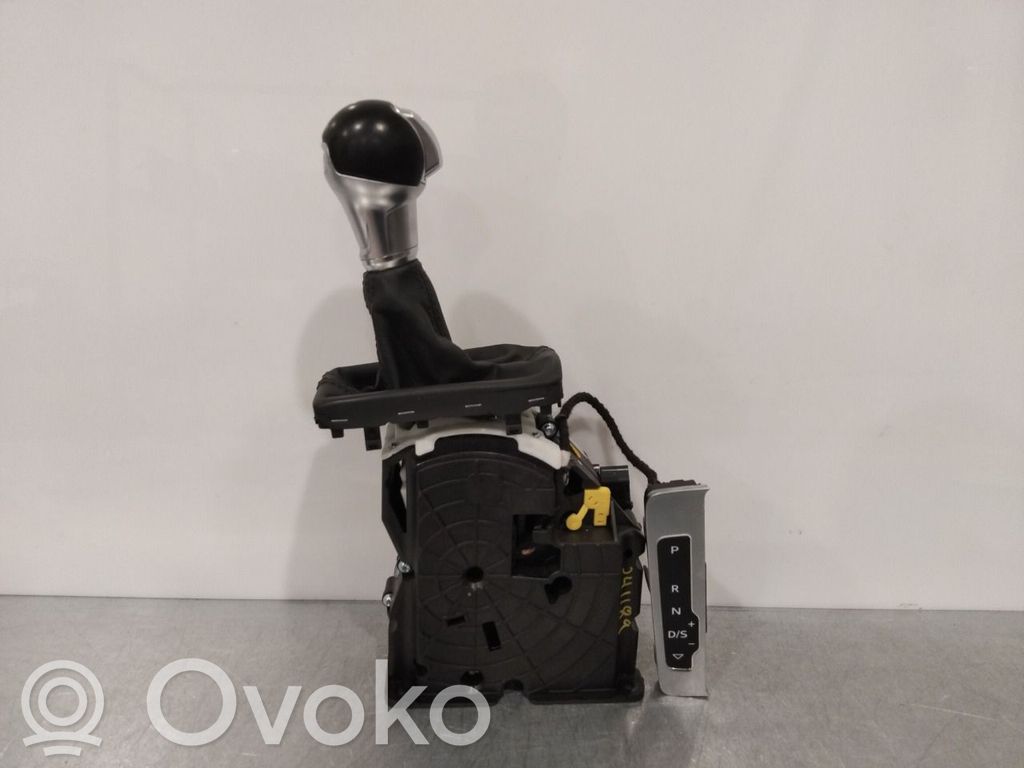 Audi A3 S3 8V Vaihteenvalitsin (käytetyt) 