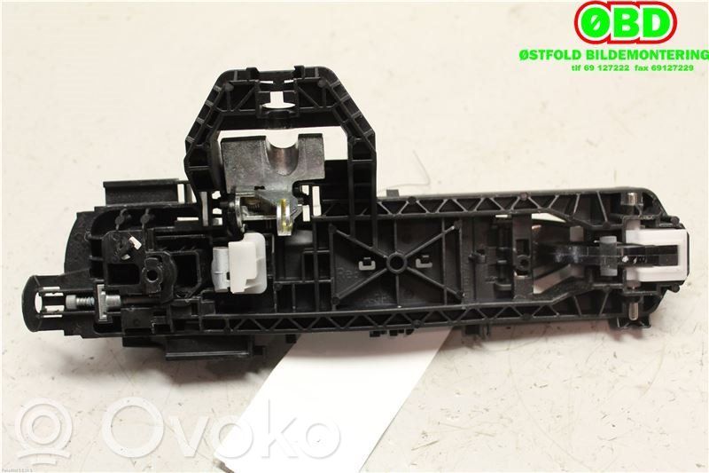 Mercedes-Benz B W246 W242 Klamka zewnętrzna drzwi tylnych 