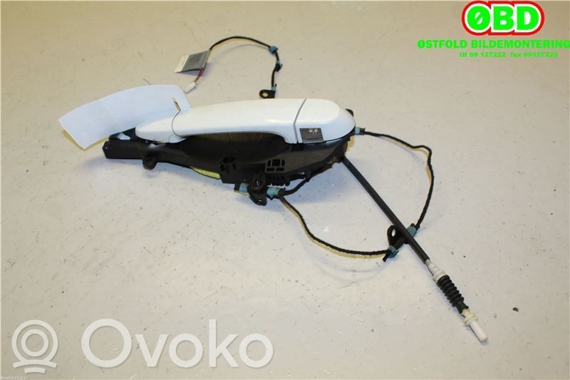 Manecilla externa puerta trasera   51217207561,51217137053,51217137053,51217207561