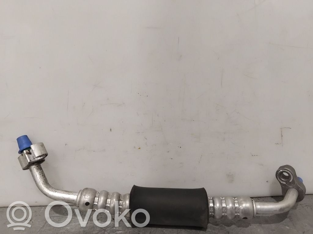 KIA Soul Ilmastointilaitteen putki (A/C)