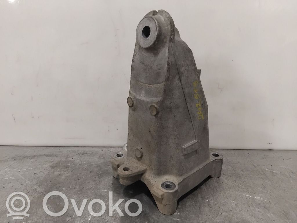 Mercedes-Benz C W205 Suport tampon motor