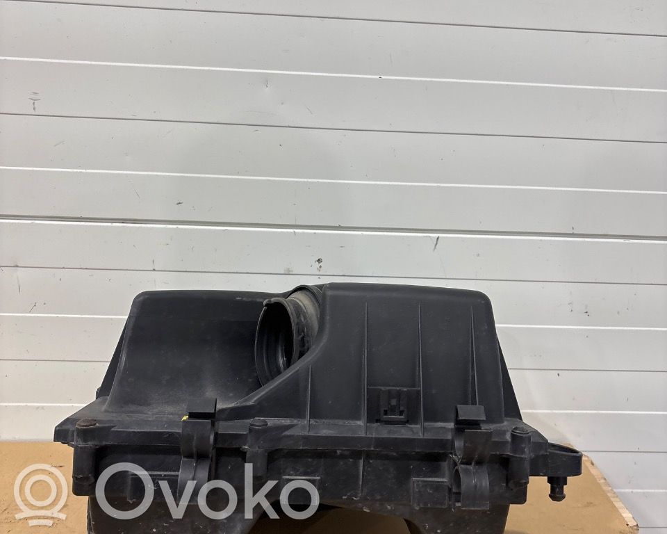 Opel Vectra C Obudowa filtra powietrza 