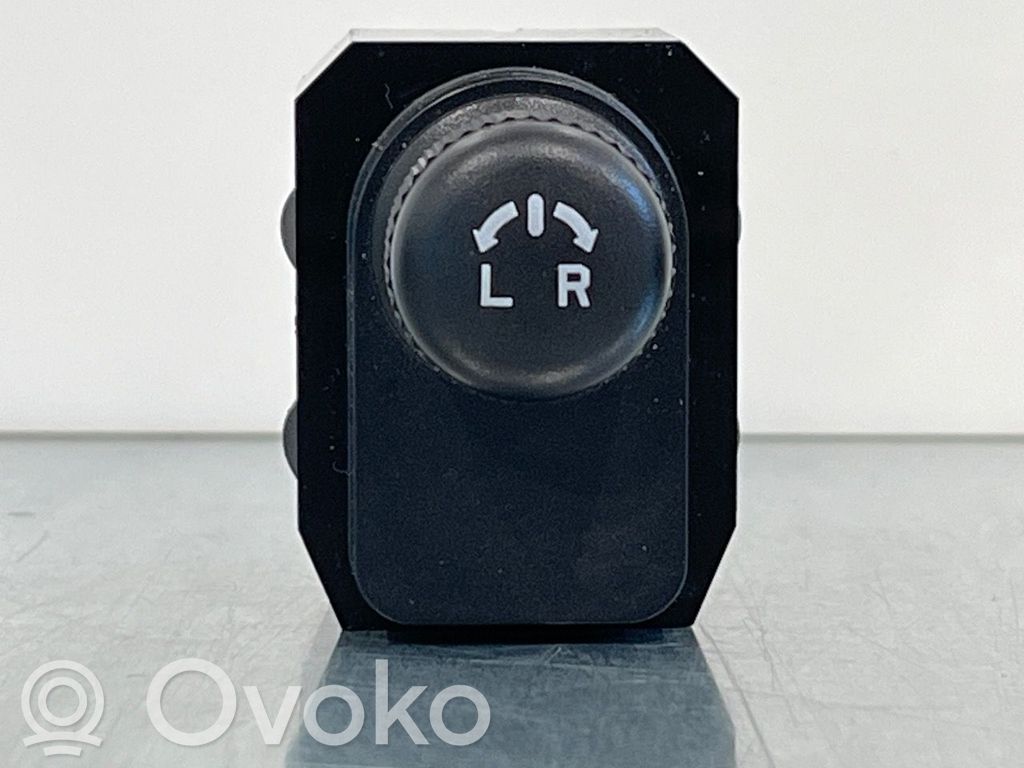 Suzuki Ignis Interruptor del espejo lateral 