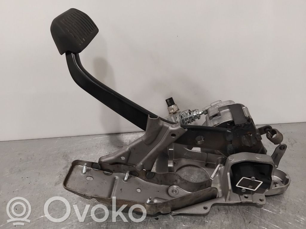 Assemblage pédale   32265546,31317447,31317447,03490110164,31317447,32265546