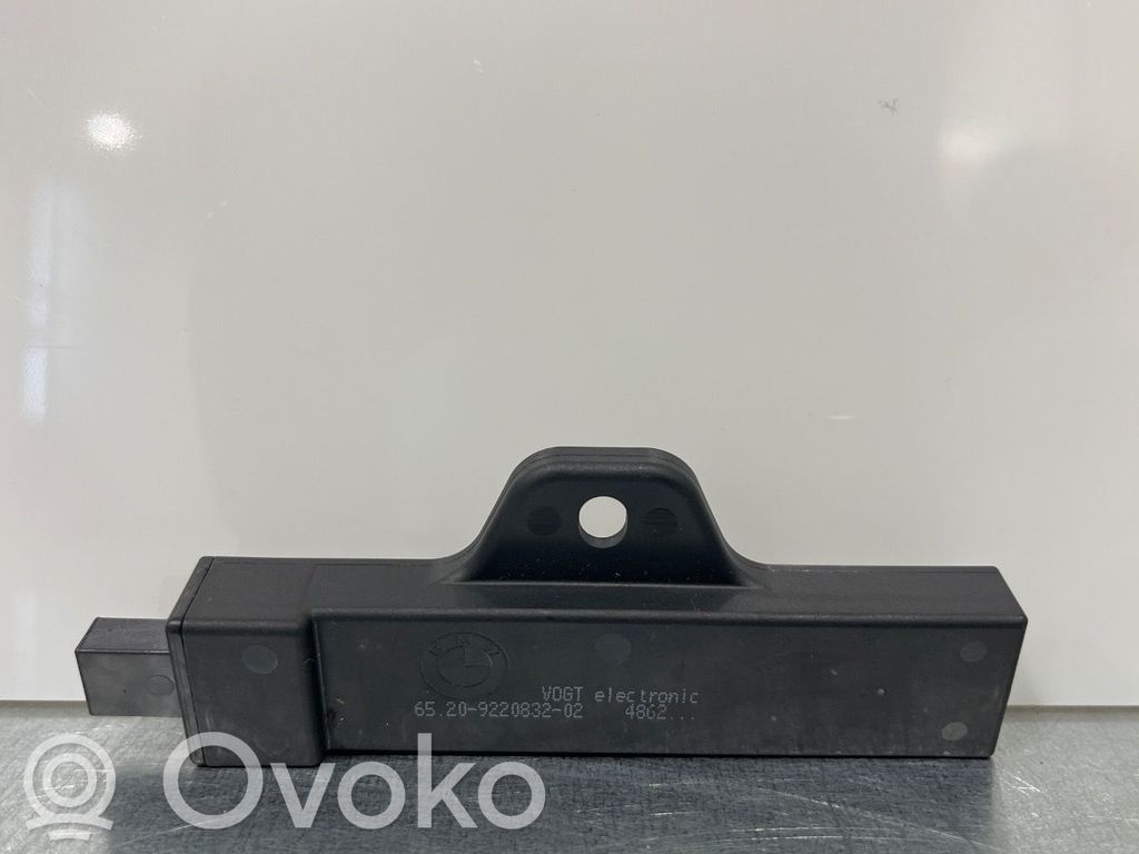 BMW 5 G30 G31 G38 Amplificator antenă aeriană