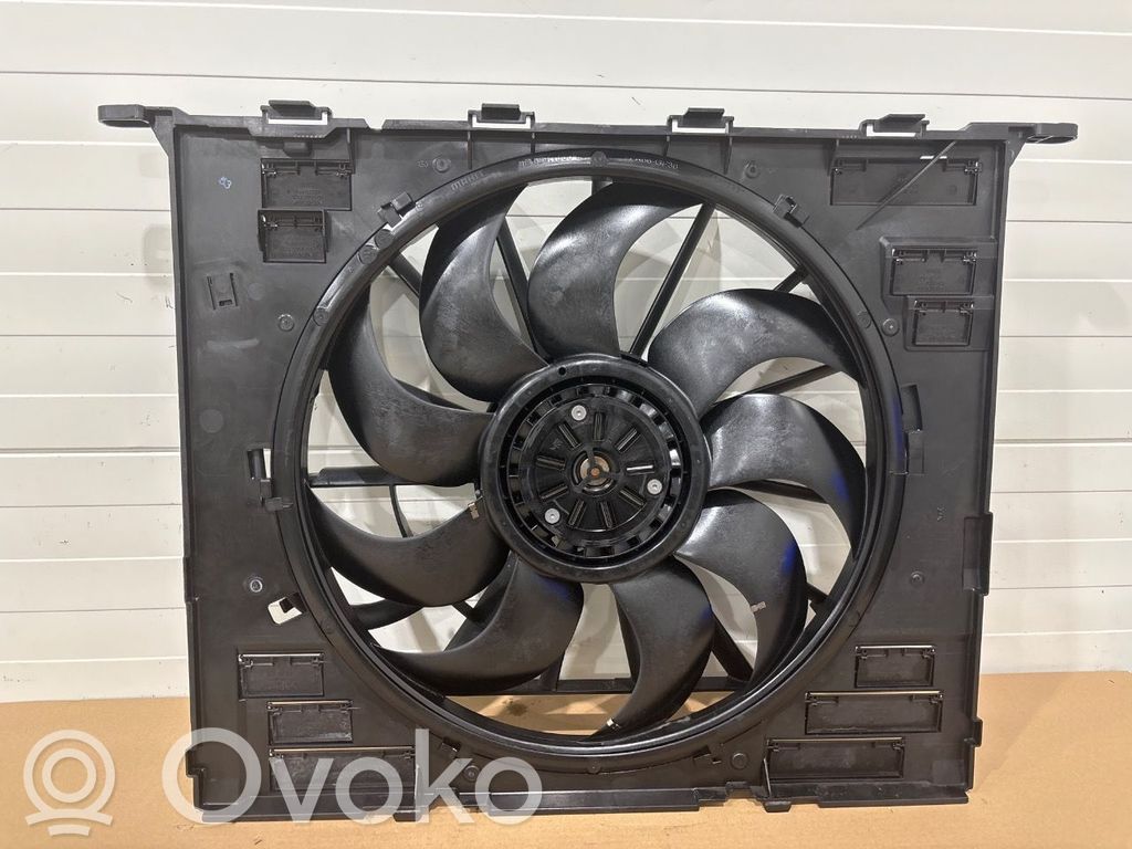 BMW 5 G30 G31 G38 Convogliatore ventilatore raffreddamento del radiatore 