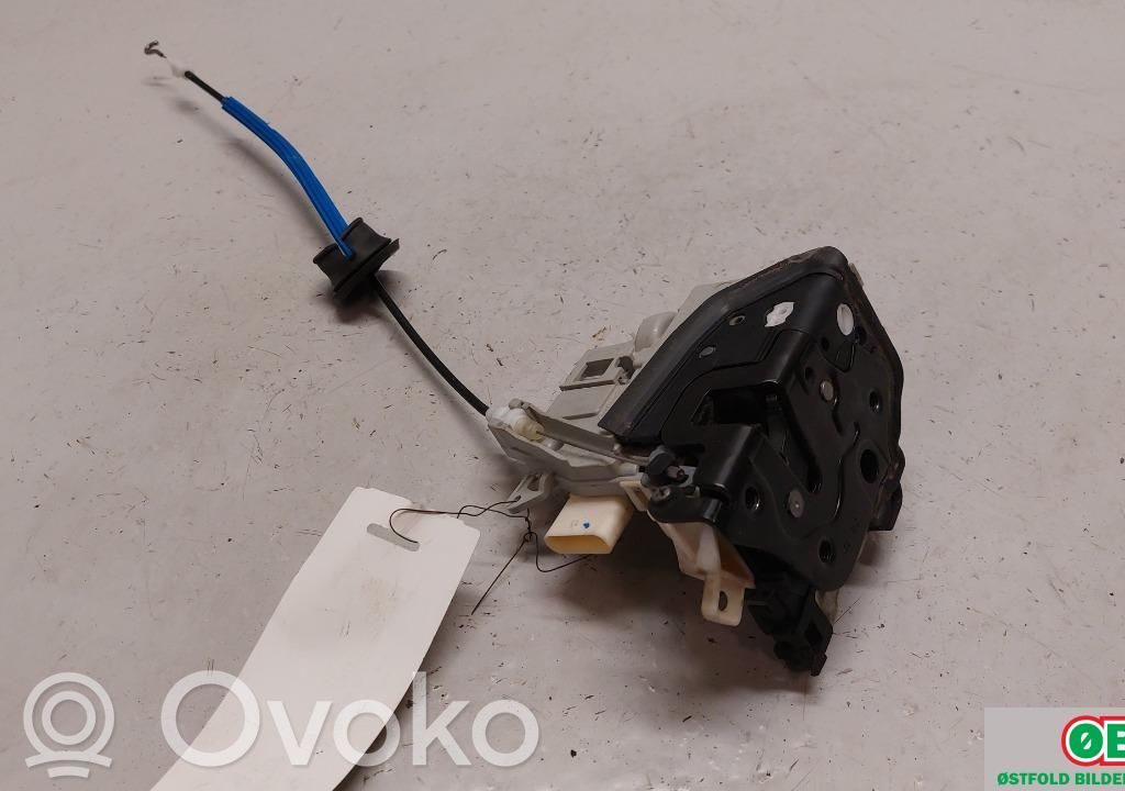 Audi A4 S4 B8 8K Serratura portiera anteriore 