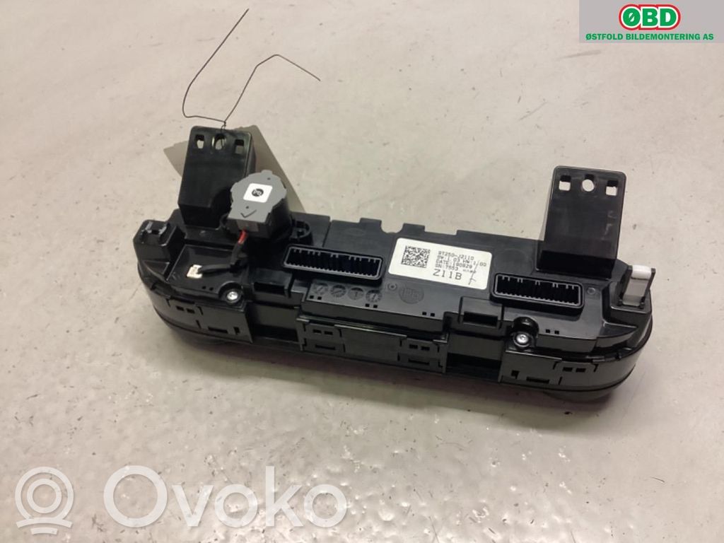 KIA Soul Console centrale, commande chauffage/clim 