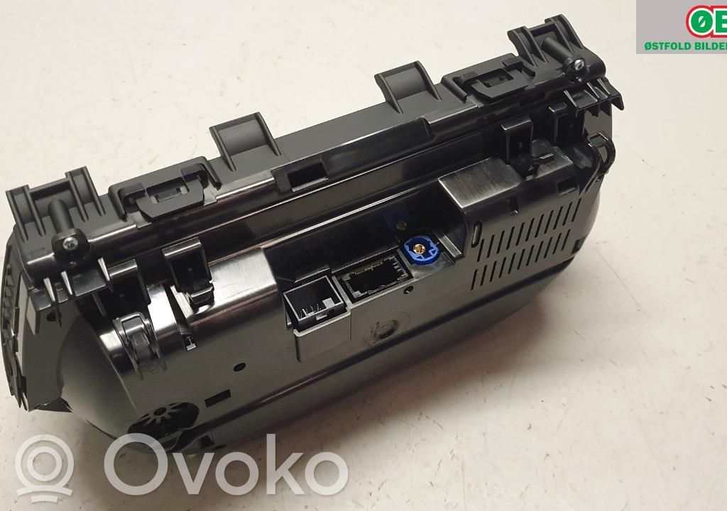 BMW 2 F22 F23 Licznik / Prędkościomierz