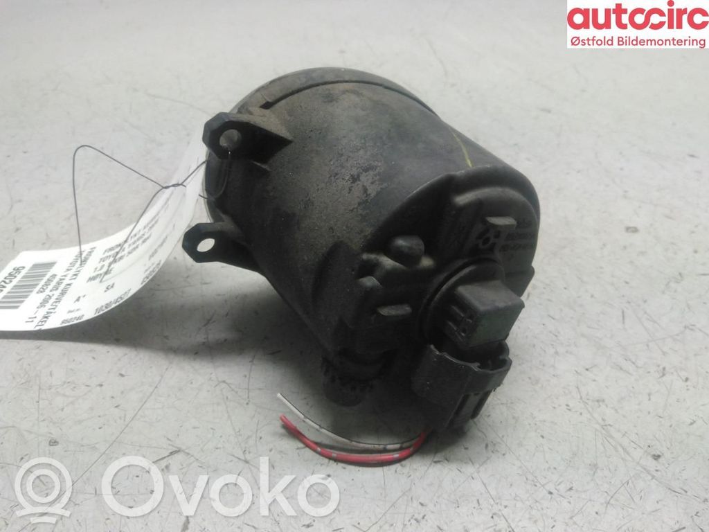 Toyota Yaris Fendinebbia anteriore 