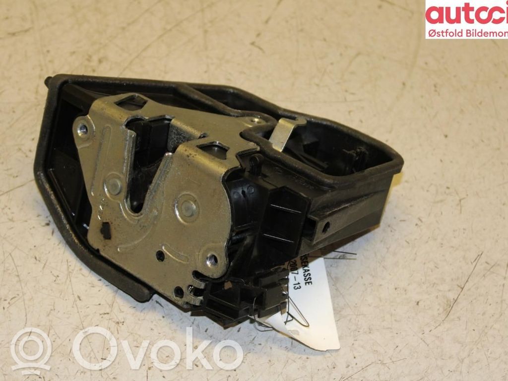 BMW X5 E70 Încuietoare ușă spate 