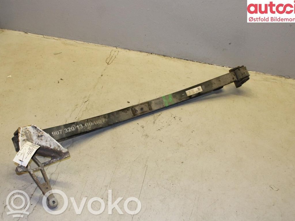 Mercedes-Benz Sprinter W907 W910 Feder hinten 