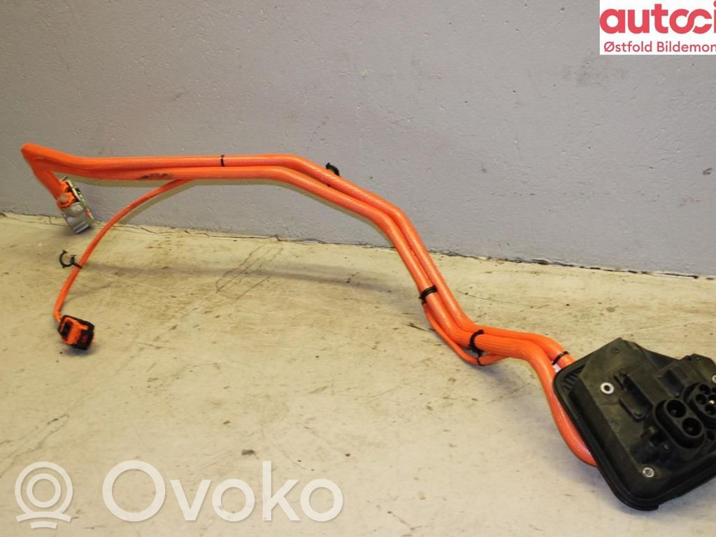 Tesla Model Y High voltage cable 