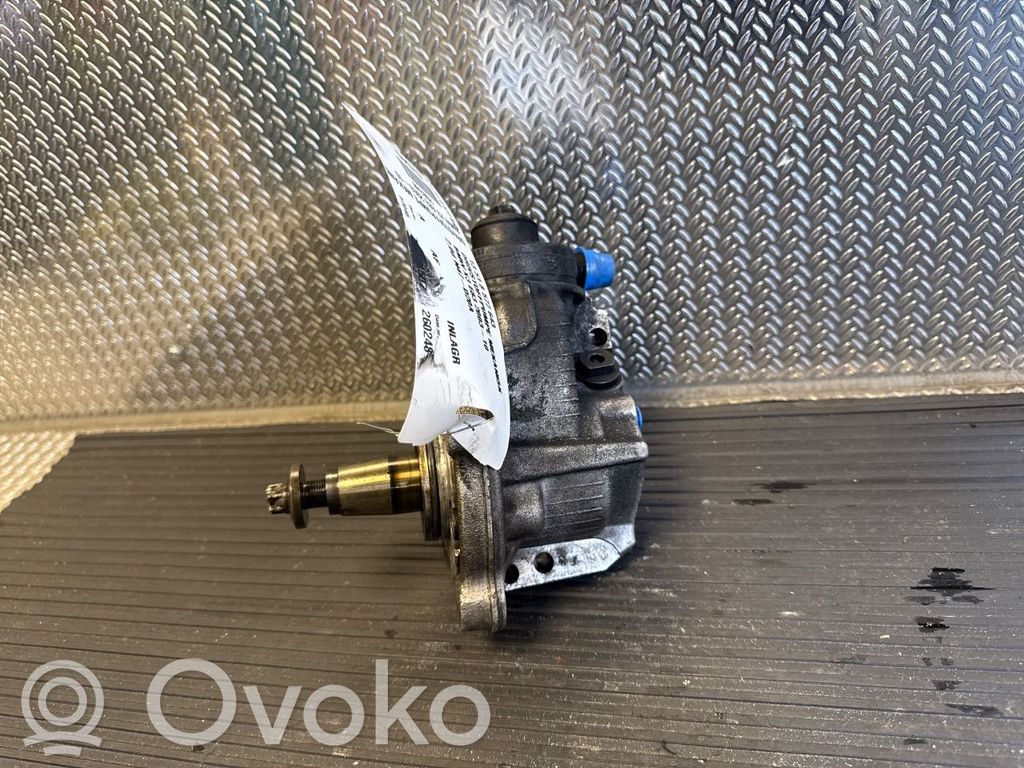 BMW X3 E83 Pompe à carburant 