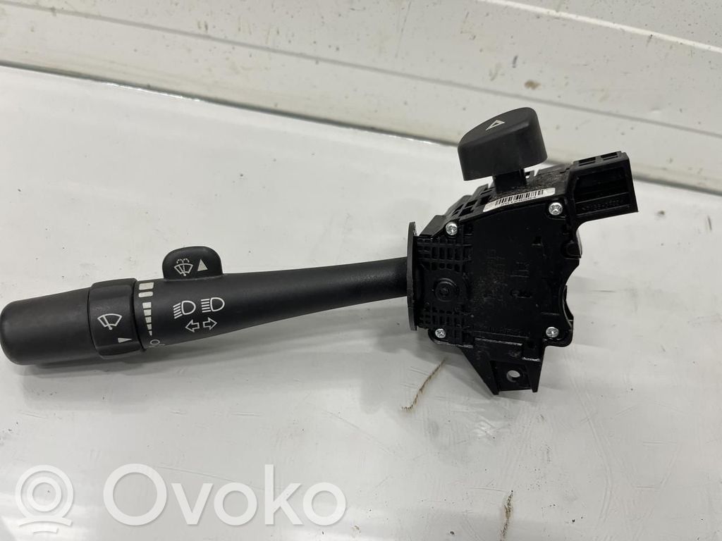 Chevrolet Silverado Interruttore/pulsante di controllo multifunzione 
