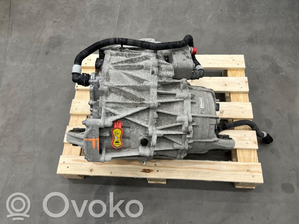 Tesla Model Y Sähköauton moottori 