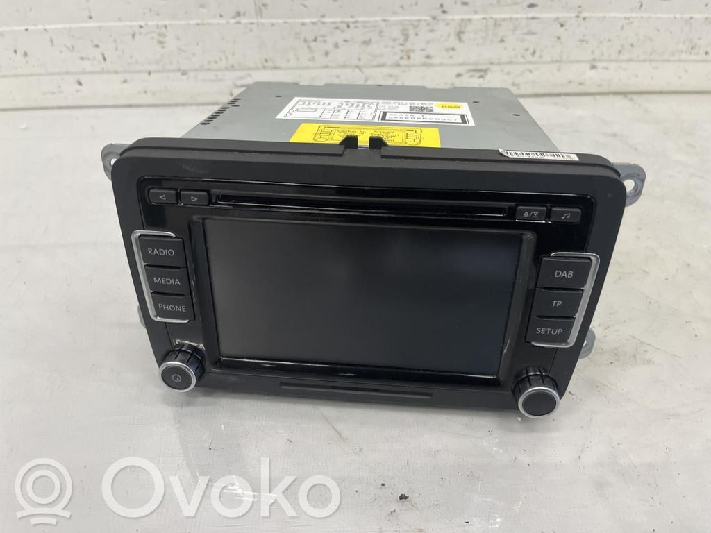 Volkswagen Golf VI Unitate principală radio/CD/DVD/GPS 