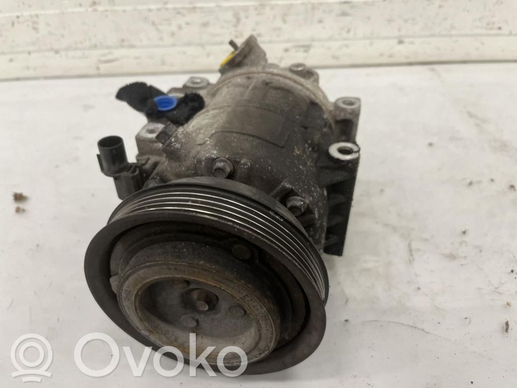 Air conditioning (A/C) compressor (pump)   977012H240,977012H240