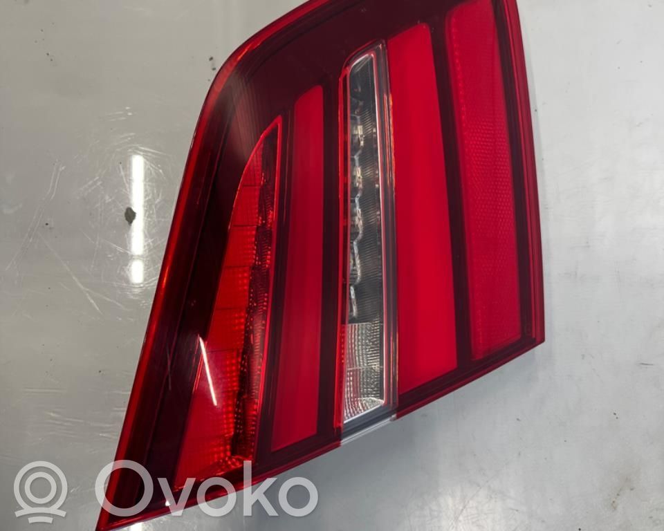 Mercedes-Benz B W246 W242 Lampa tylna 