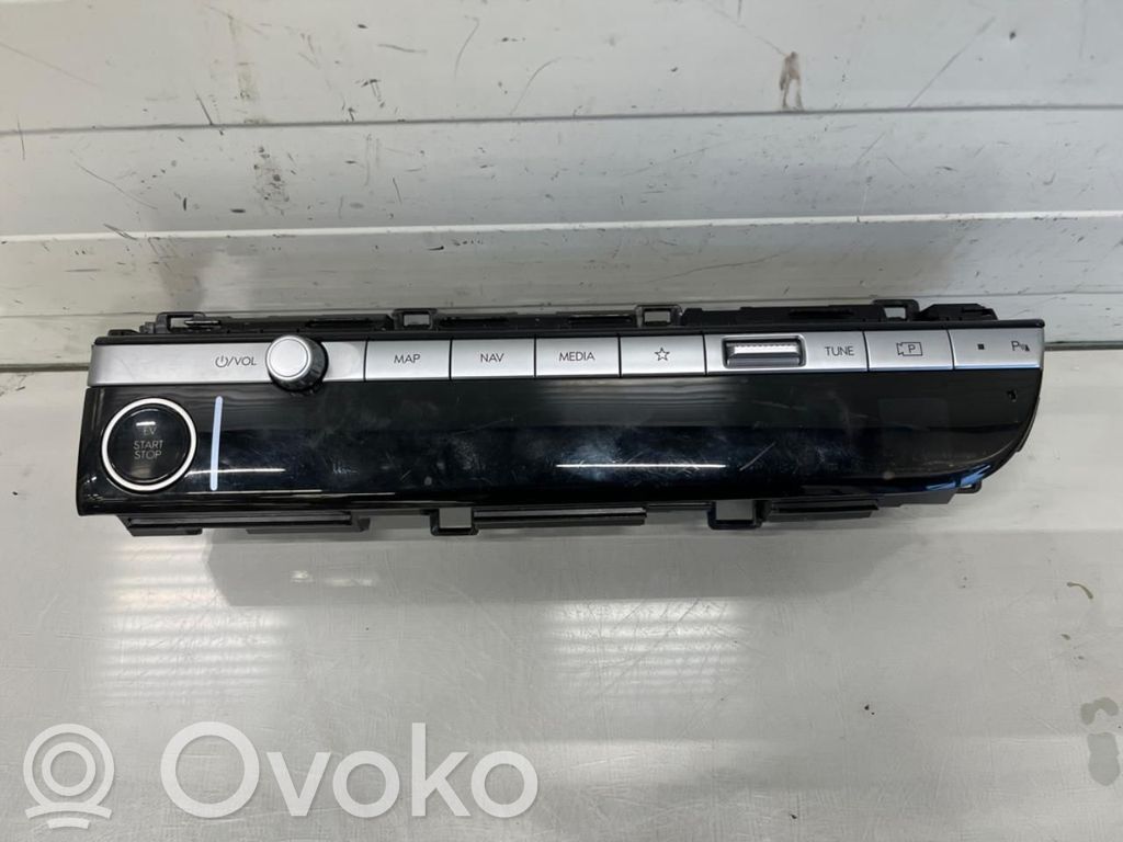 Hyundai Ioniq 5 Unidad central de control multimedia 