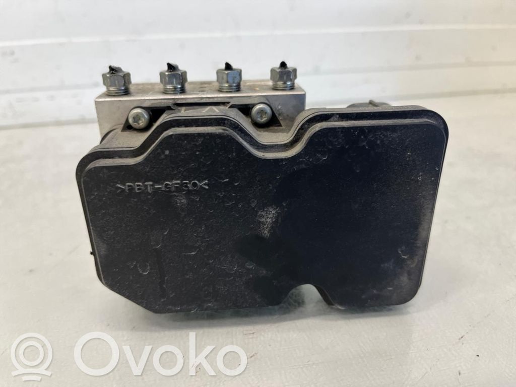 Toyota Prius (XW50) Pompa ABS 